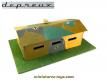 Le bâtiment militaire en miniature jouet années 1960 par Depreux repeint