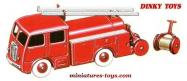 Le dévidoir en métal non peint du Berliet pompiers 32E 583 de Dinky Toys au 1/50e