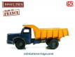 Le camion Berliet GLM10 benne carrière en miniature de Dinky Toys au 1/50e