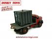 La porte coulissante peinte du container miniature de Dinky Toys au 1/50e