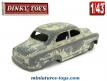 La Simca 9 Aronde berline miniature de Dinky Toys au 1/43e incomplète