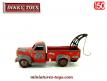 La dépanneuse Studebaker rouge en miniature de Dinky Toys au 1/50e