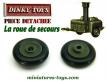 La roue de secours peinte de la cuisine roulante militaire miniature Dinky Toys