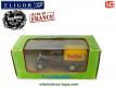 Le pick-up Ford V8 en miniature Cookies Jacquet par Eligor au 1/43e
