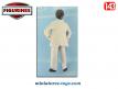 La figurine de l'homme bedonnant en costume blanc en miniature métal au 1/43e