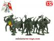 Les 13 petits soldats moyenâgeux et chevaliers en figurines plastique au 1/32e