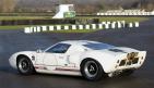 La Ford GT 40 Mark 1 blanche en miniature de la marque Circuit 24 au 1/30e