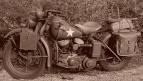 La moto Harley Davidson WLA Flathead militaire en 1942 de Maisto au 1/18e