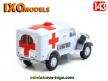 Le Dodge WC 54 ambulance militaire en miniature par Ixo Models au 1/43e