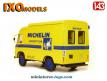 Le fourgon Saviem SG2 Michelin en miniature par Ixo Models au 1/43e