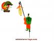 Le mandarin en costume orange au lampion du jardin japonais miniature vintage