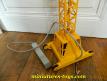 La grue de chantier filoguidée miniature de Joustra C325