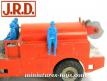 Les quatre Pompiers assis du Berliet GAK incendie miniature de JRD au 1/50e