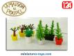 Les fleurs miniatures de maison de poupées en plastique au 1/24e
