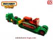 Le tracteur Ford avec sa semi remorque porte bulldozer de Matchbox au 1/50e