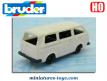 Le Bus Volkswagen T3 miniature par Micro-Bruder au 1/87e H0 HO