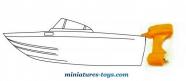Un moteur hors bord a pile pour bateau miniature