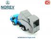 Le camion Saviem SG3 benne a ordures miniature de Norev au 1/43e