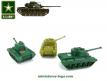 Un lot de trois chars Patton M60 miniatures en plastique au 1/87e