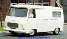 Le Peugeot J7 ambulance de 1965 en miniature par Norev au 1/43e