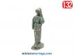 Une figurine en métal d'un Zouave français des années 1930 défilant au 1/32e