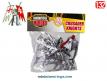 Un ensemble de 8 figurines de chevaliers aux croisades en plastique au 1/32e