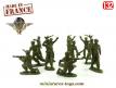 un lot de 11 figurines de parachutistes français au 1/32e
