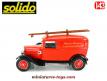 Le fourgon tôlé Citroën C4 F 1930 pompiers en miniature de Solido au 1/43e