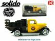 Le Ford V8 1936 plateau pneus Dunlop en miniature de Solido au 1/45e