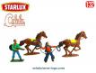 Un lot de Cow boys Starlux et chevaux Cofalu au 1/32e