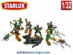 Un lot de 14 petits soldats moyenâgeux Starlux en plastique au 1/32e incomplets