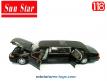 La Limousine Lincoln Town 2003 en miniature par Sun Star au 1/18e incomplète