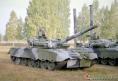 Le char russe T-80 BV en miniature par Ixo Models au 1/72e